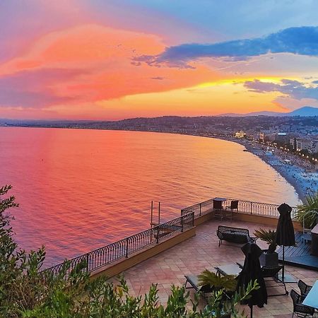 Hôtel La Pérouse Nice Baie des Anges Esterno foto