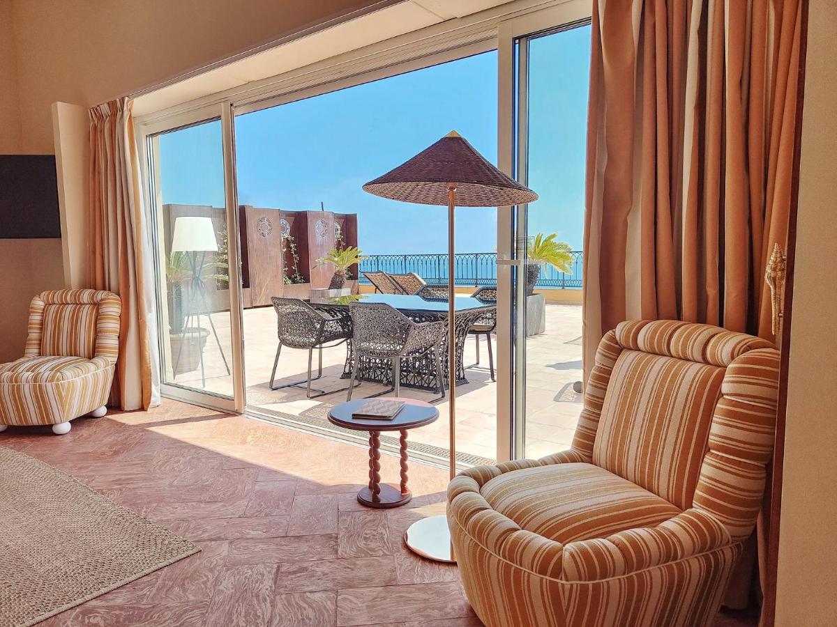Hôtel La Pérouse Nice Baie des Anges Esterno foto