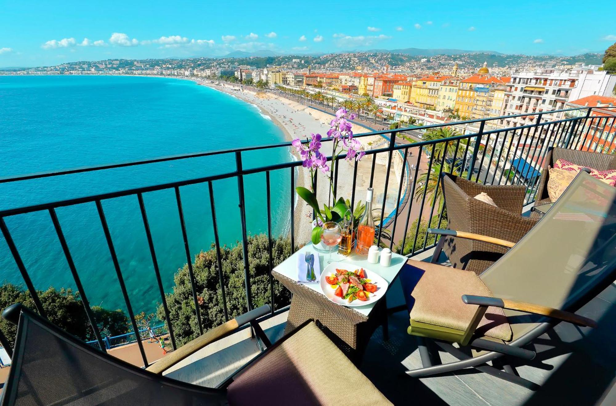 Hôtel La Pérouse Nice Baie des Anges Esterno foto