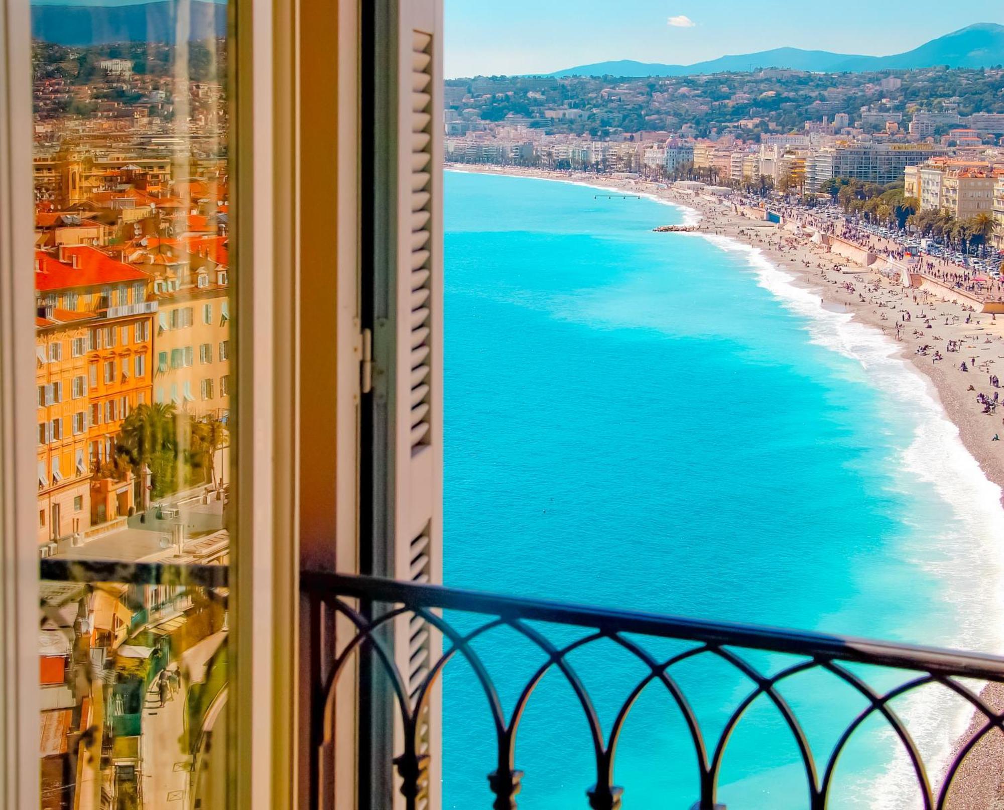 Hôtel La Pérouse Nice Baie des Anges Esterno foto